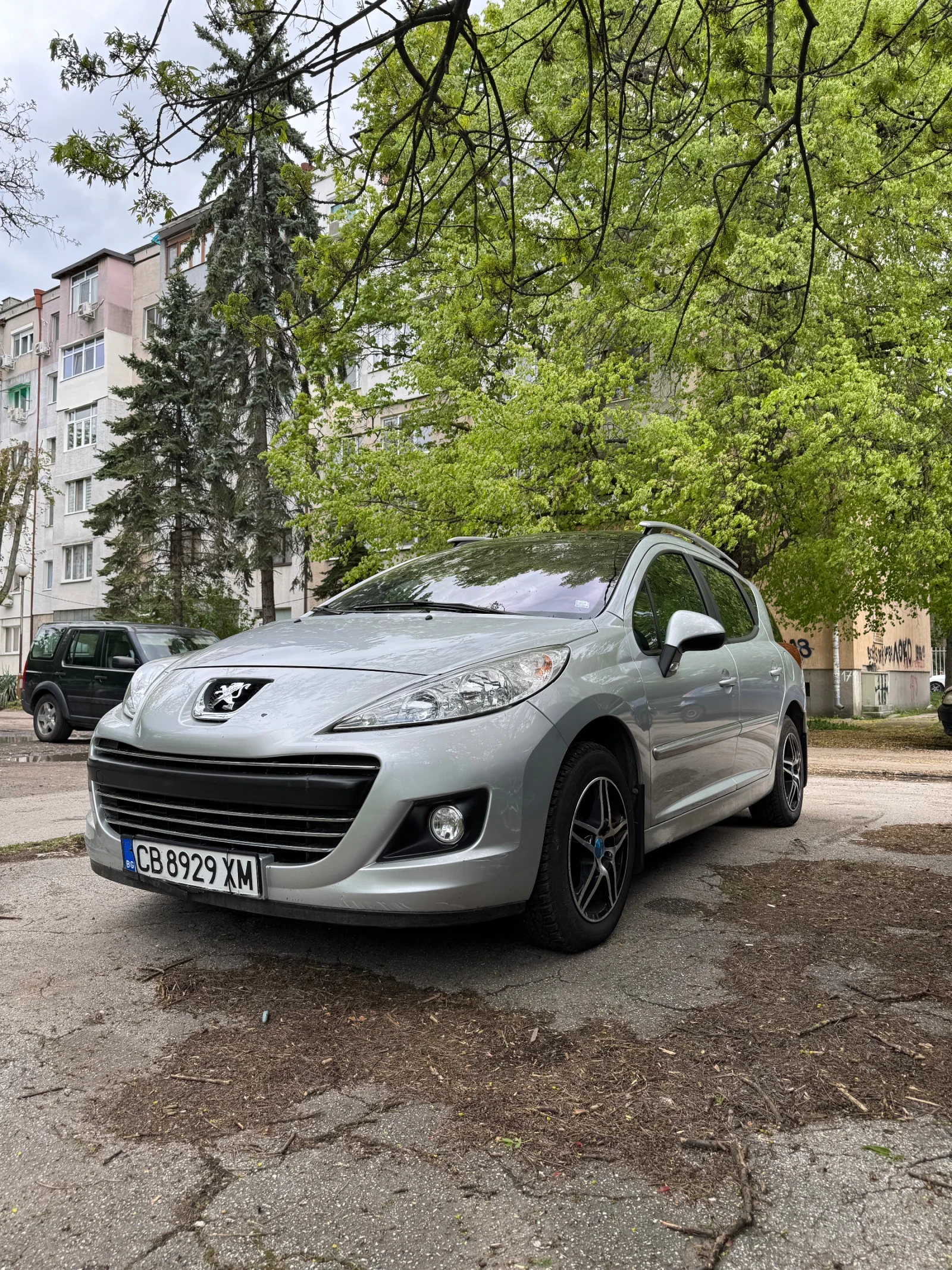 Peugeot 207, снимка 11 - Автомобили и джипове - 54381613