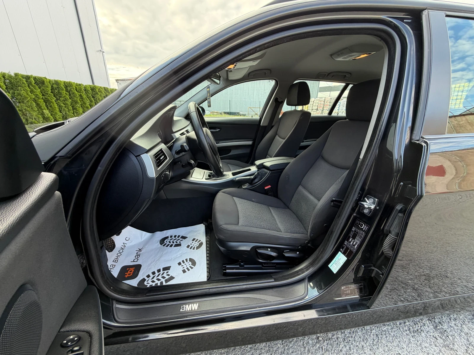 BMW 320 d 177k.c, снимка 9 - Автомобили и джипове - 54554869