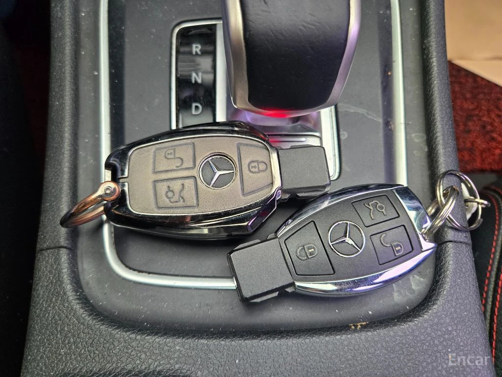 Mercedes-Benz CLA 45 AMG 4MATIC* ПОДГРЕВ* КАМЕРА* КЕЙЛЕС* , снимка 11 - Автомобили и джипове - 54743736