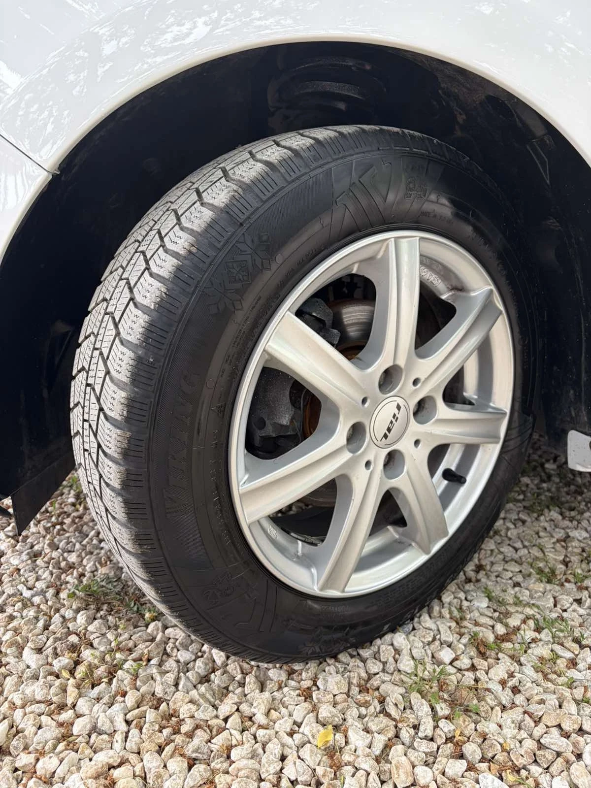 Renault Clio 1.5dci/75k./EURO6/ПЕРФЕКТНО СЪСТОЯНИЕ!, снимка 13 - Автомобили и джипове - 54744123