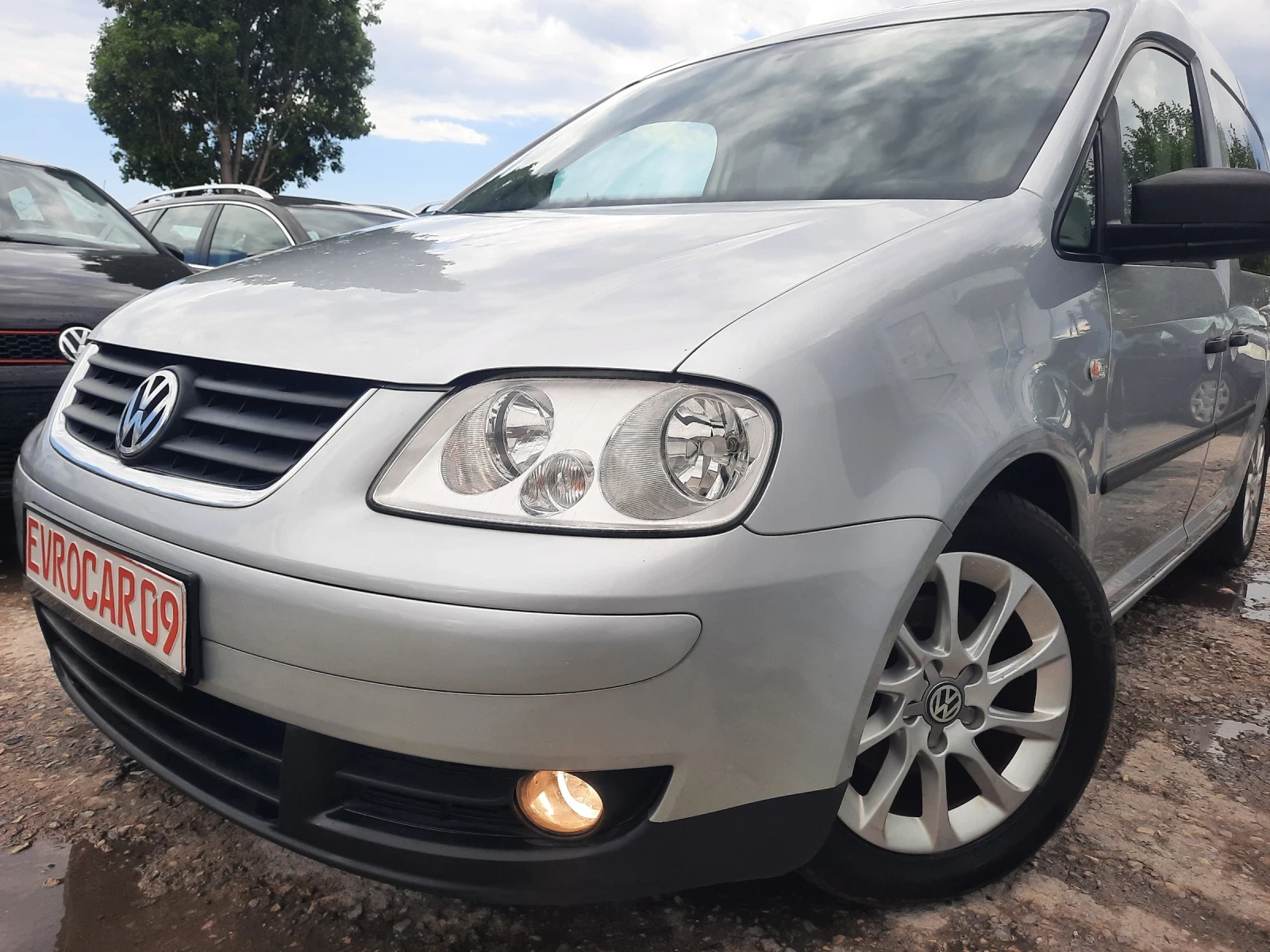 VW Caddy 2009та 80к.с НОВ!