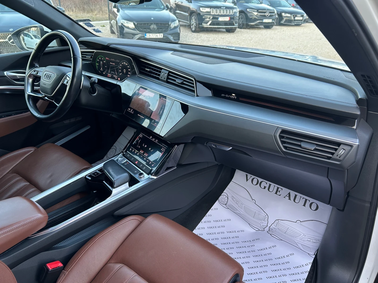 Audi E-Tron 55* SOH 95%* 1-ви собственик* , снимка 12 - Автомобили и джипове - 55287281