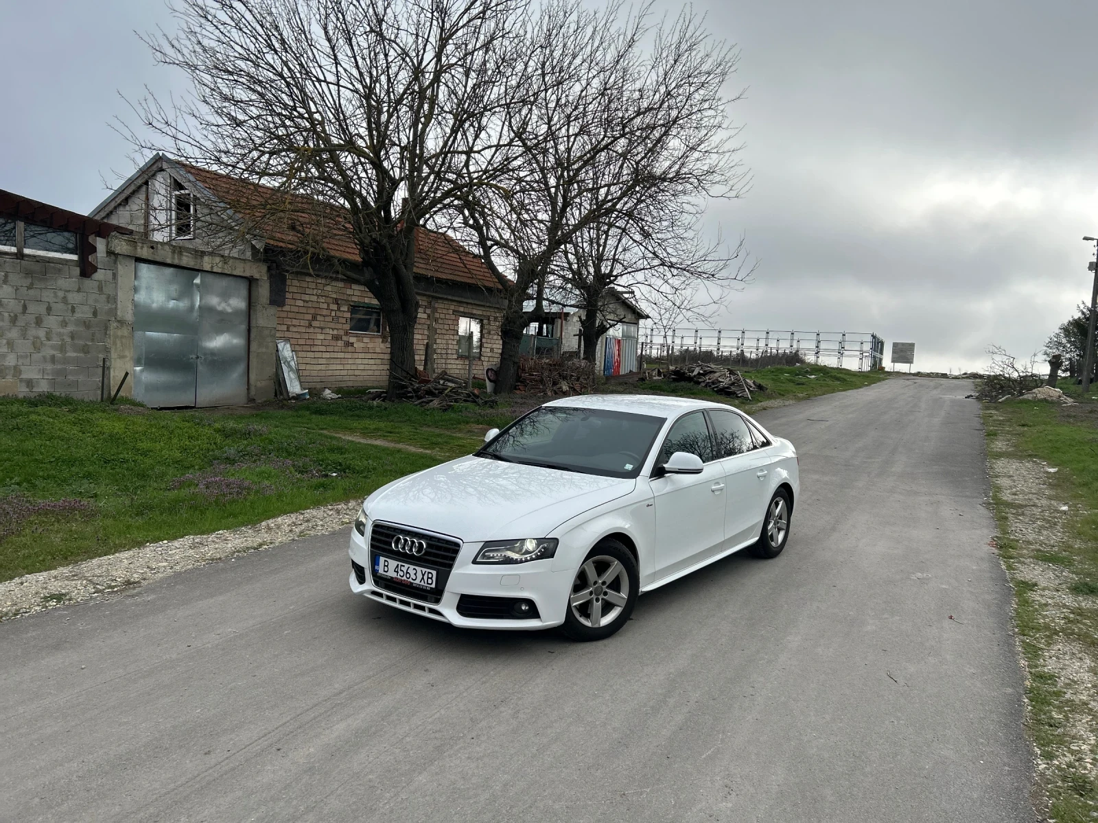 Audi A4 2.0 TDI, снимка 4 - Автомобили и джипове - 55438366