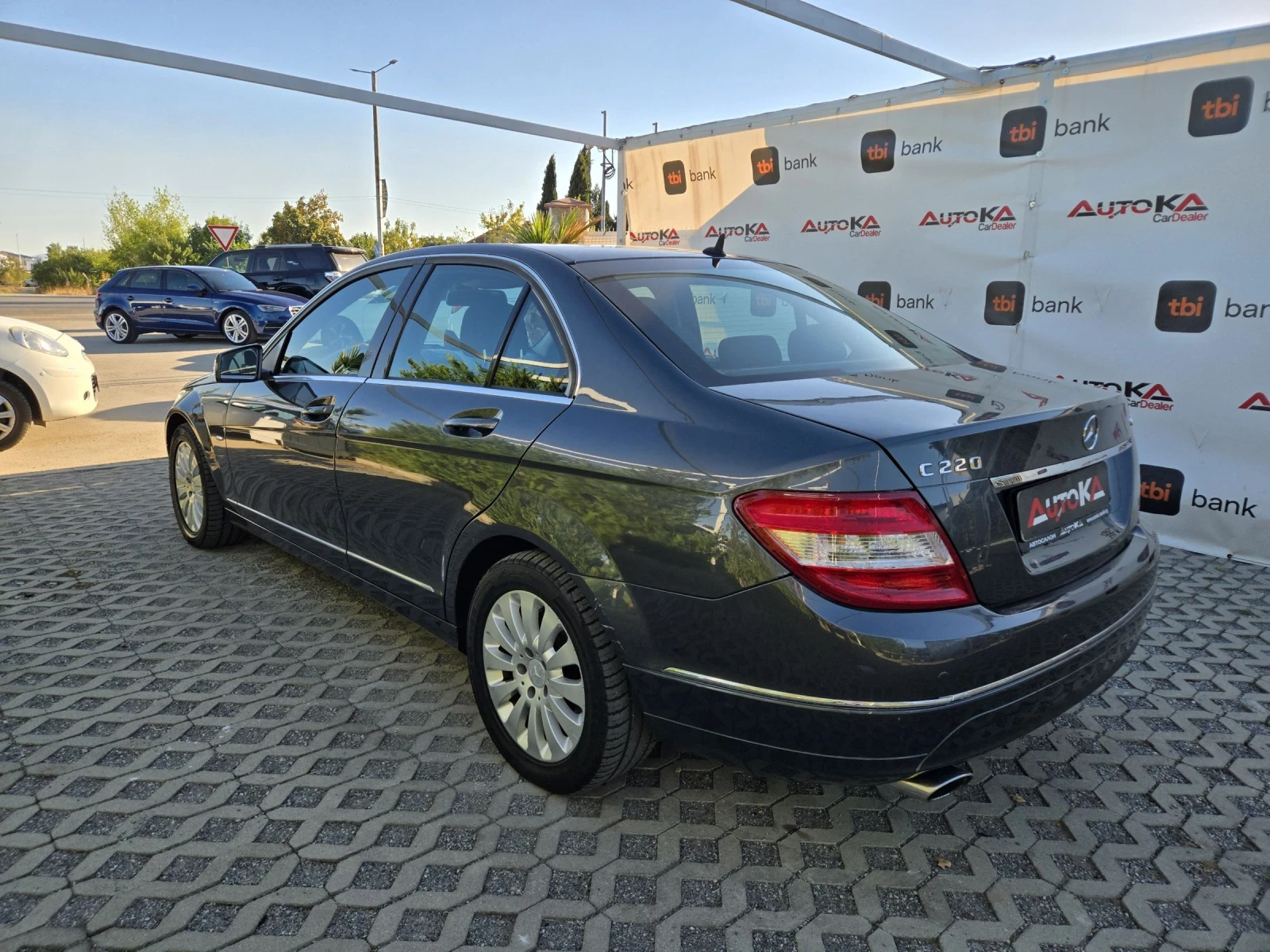 Mercedes-Benz C 220 2.2CDI-170кс= АВТОМАТ= АВТОПИЛОТ= КЛИМАТРОНИК, снимка 5 - Автомобили и джипове - 56247482
