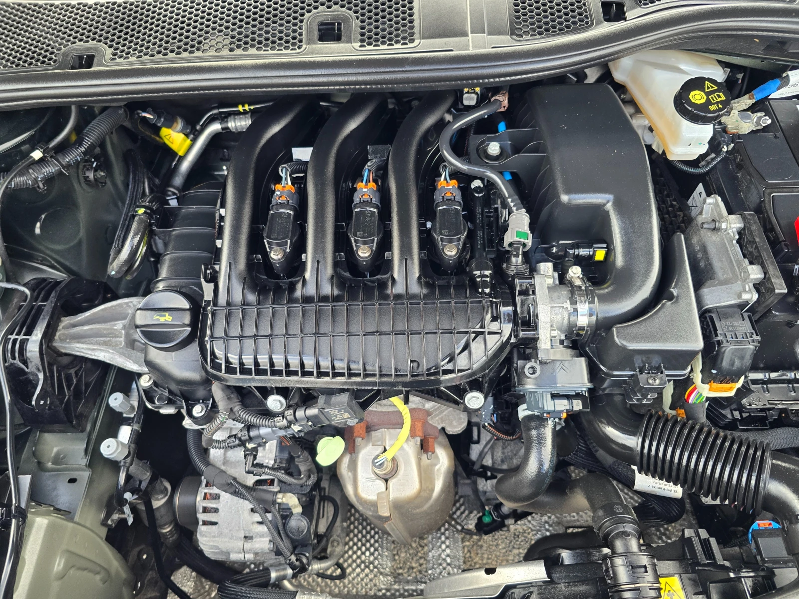 Opel Corsa 1.2I-75K.C--EURO6-56000km. | Mobile.bg � ����������� 12