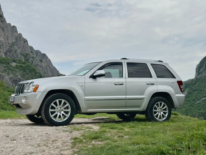 Jeep Grand cherokee OverLand, снимка 3 - Автомобили и джипове - 51373172