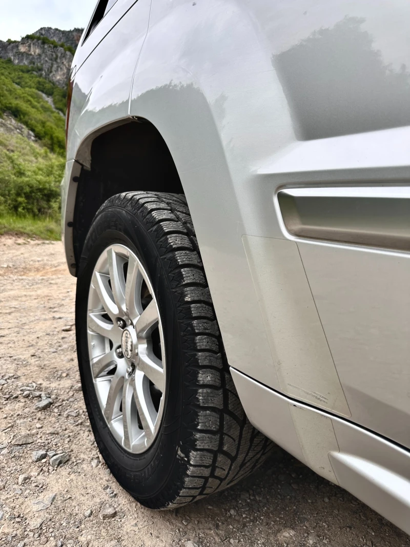 Jeep Grand cherokee OverLand, снимка 14 - Автомобили и джипове - 51373172