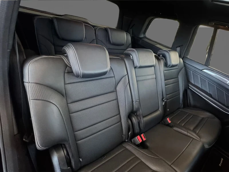 Mercedes-Benz GLS 63 AMG 4MATIC/360CAM/EXCLUSIV/CARBON/MEMO/PANO/131D, снимка 7 - Автомобили и джипове - 51961053