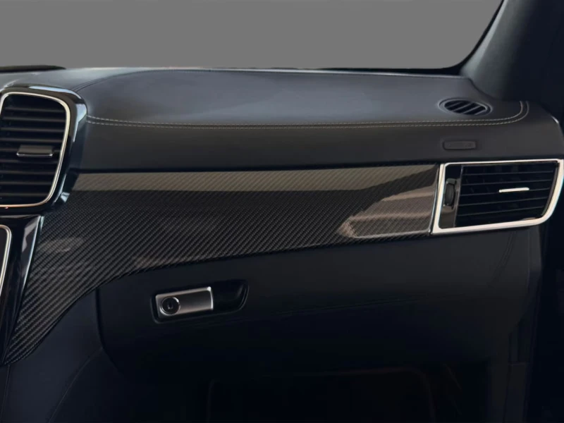 Mercedes-Benz GLS 63 AMG 4MATIC/360CAM/EXCLUSIV/CARBON/MEMO/PANO/131D, снимка 10 - Автомобили и джипове - 51961053