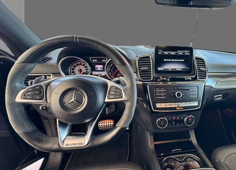 Mercedes-Benz GLS 63 AMG 4MATIC/360CAM/EXCLUSIV/CARBON/MEMO/PANO/131D, снимка 6 - Автомобили и джипове - 51961053