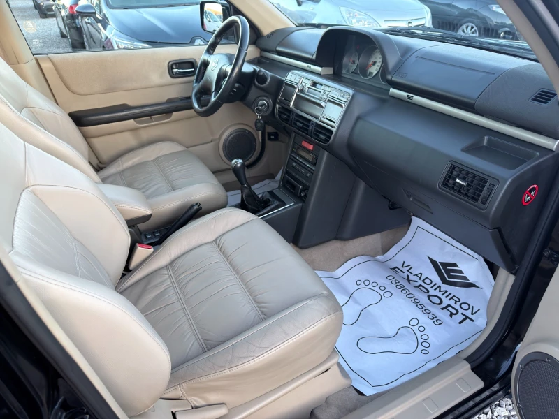 Nissan X-trail 2.0i 4x4 TOP, снимка 8 - Автомобили и джипове - 53009531