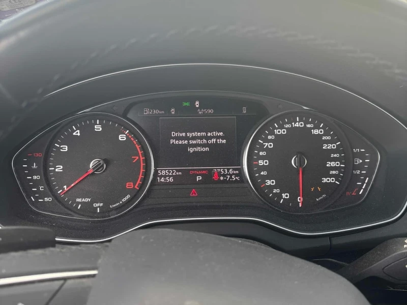 Audi Q5 * Komfort * CARFAX * БЕЗ ПЪРВОНАЧАЛНА ВНОСКА, снимка 8 - Автомобили и джипове - 53176564