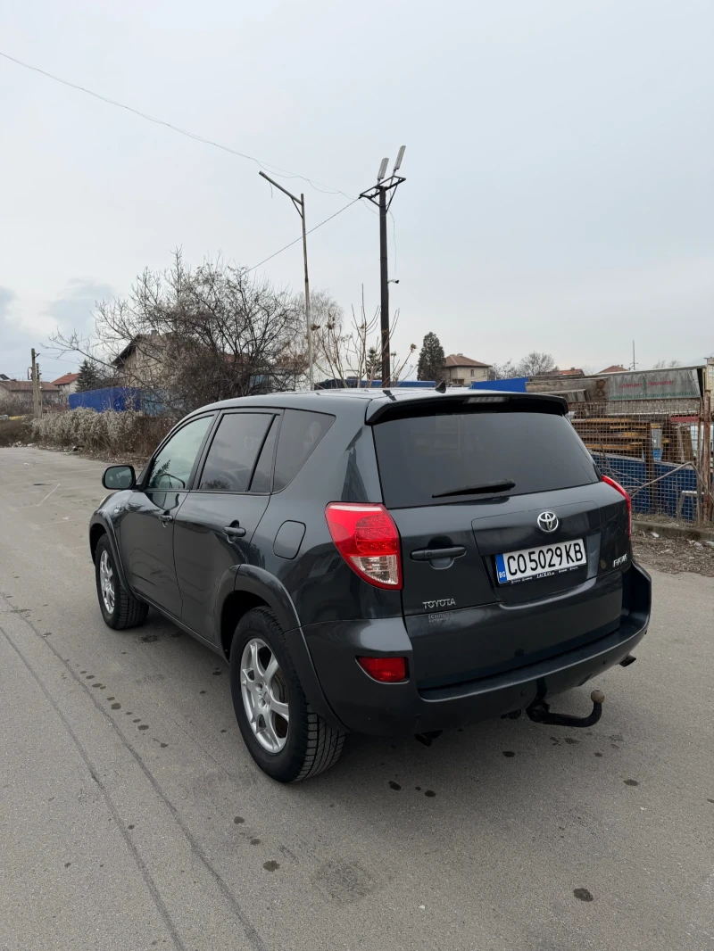 Toyota Rav4, снимка 4 - Автомобили и джипове - 53178624