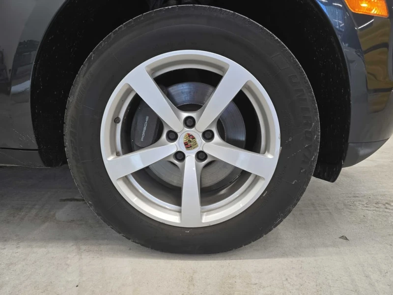 Porsche Macan * AWD 4dr * CARFAX * БЕЗ ПЪРВОНАЧАЛНА ВНОСКА, снимка 7 - Автомобили и джипове - 53210900