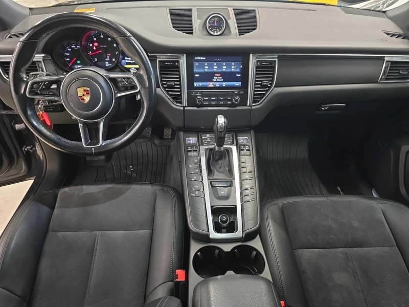 Porsche Macan * AWD 4dr * CARFAX * БЕЗ ПЪРВОНАЧАЛНА ВНОСКА, снимка 9 - Автомобили и джипове - 53210900