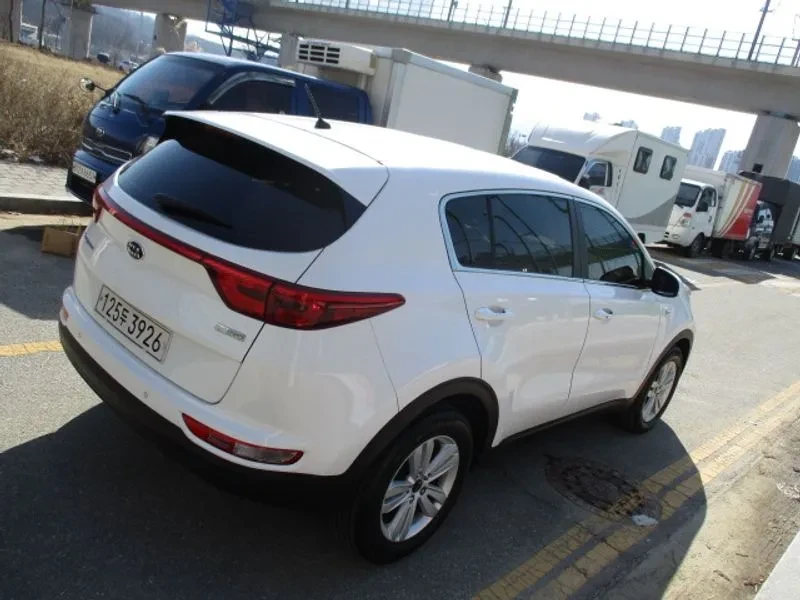 Kia Sportage 4Th Generation Diesel 1.7 2Wd Trendy, снимка 5 - Автомобили и джипове - 55061799