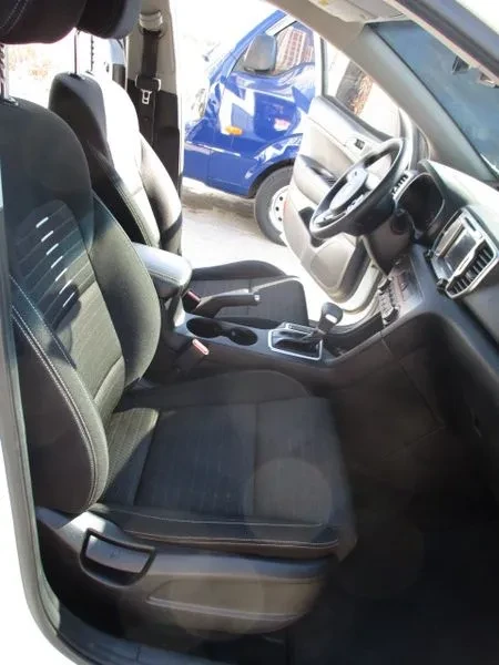 Kia Sportage 4Th Generation Diesel 1.7 2Wd Trendy, снимка 8 - Автомобили и джипове - 55061799