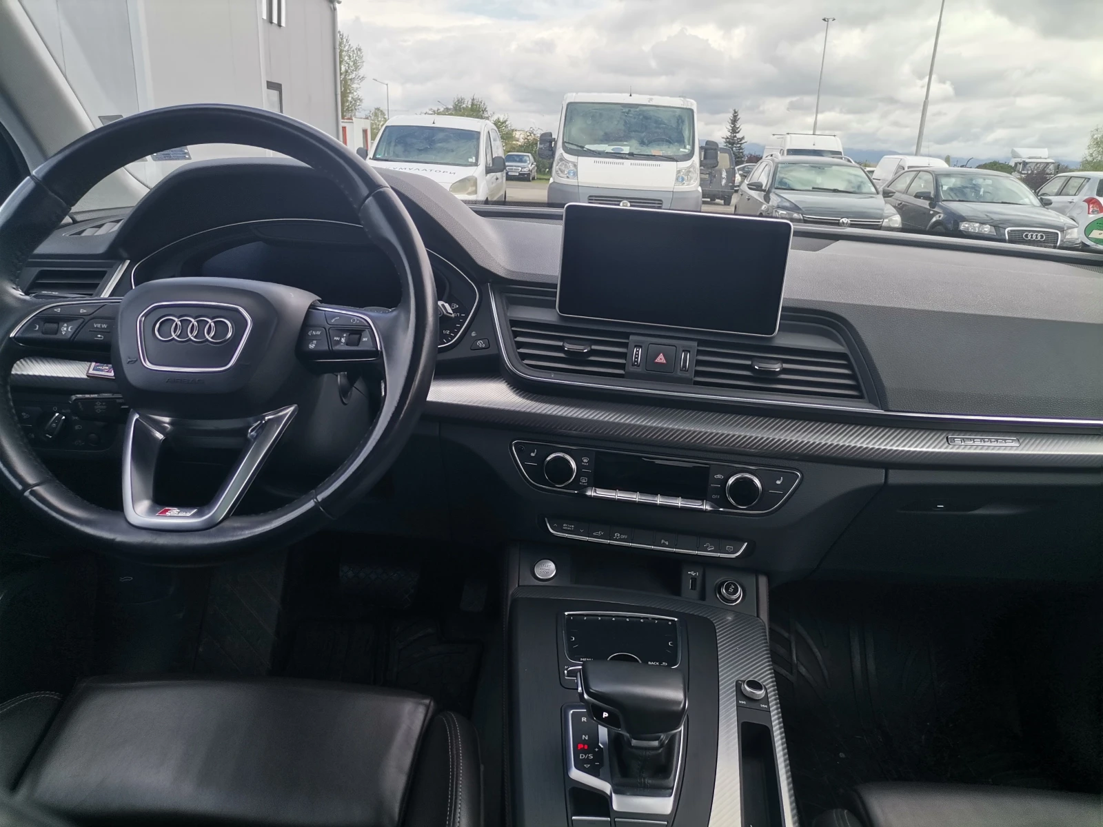 Audi Q5 Etron - изображение 6