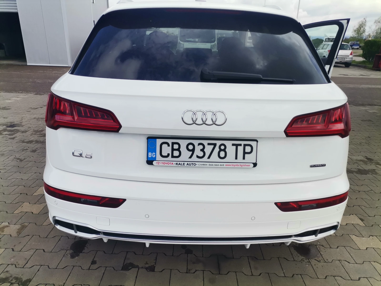 Audi Q5 Etron - изображение 4