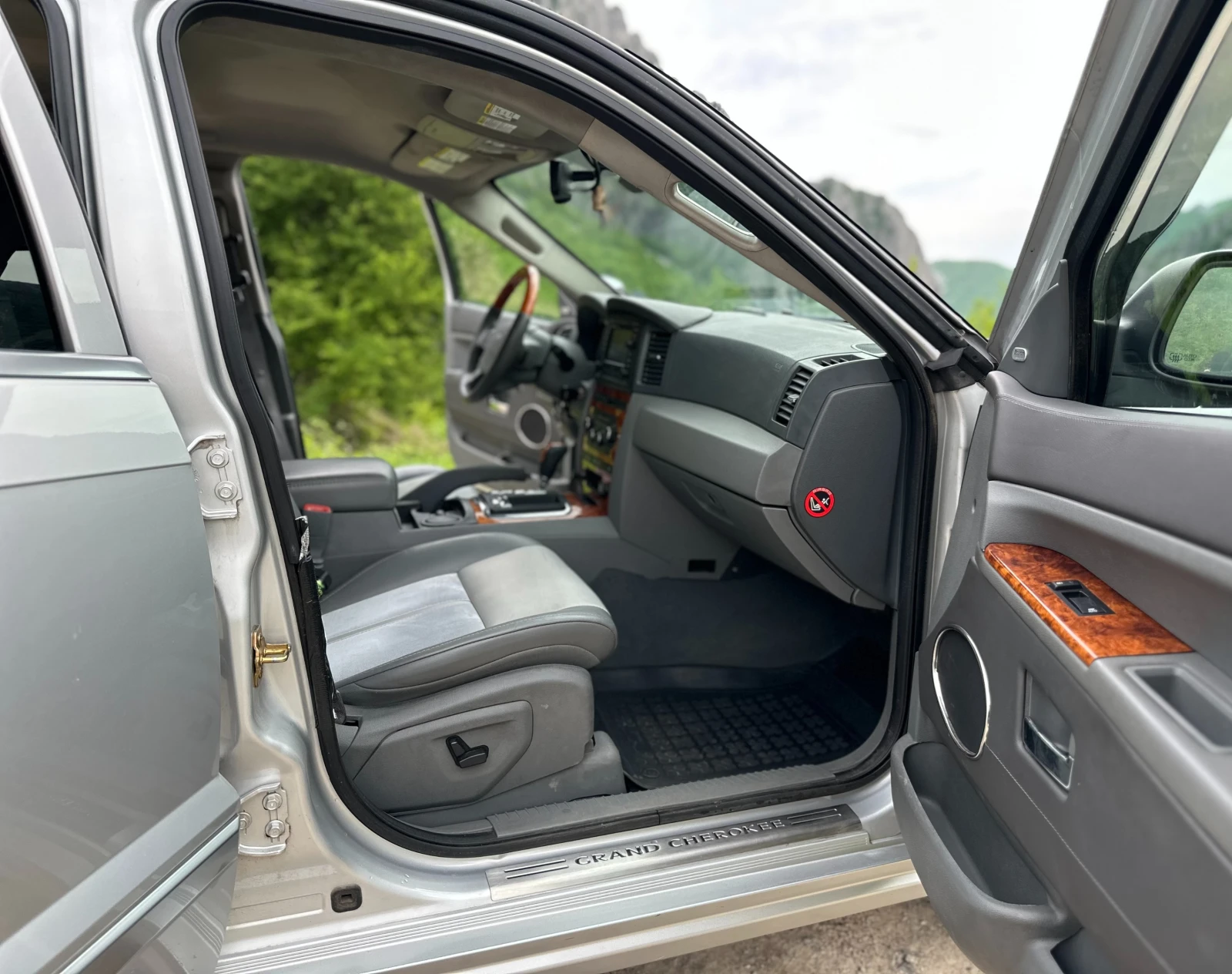 Jeep Grand cherokee OverLand | Mobile.bg — изображение 12