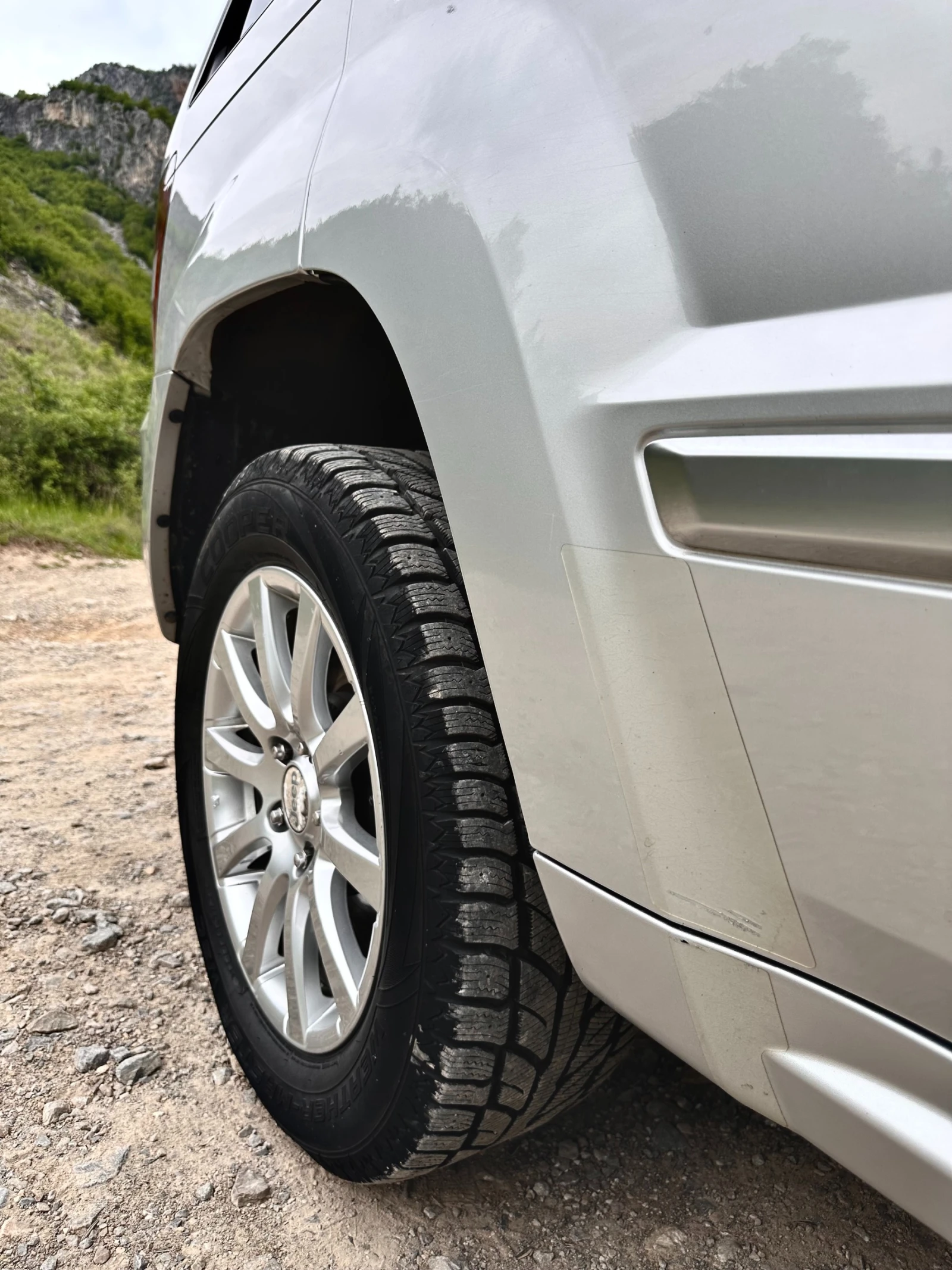 Jeep Grand cherokee OverLand | Mobile.bg — изображение 14