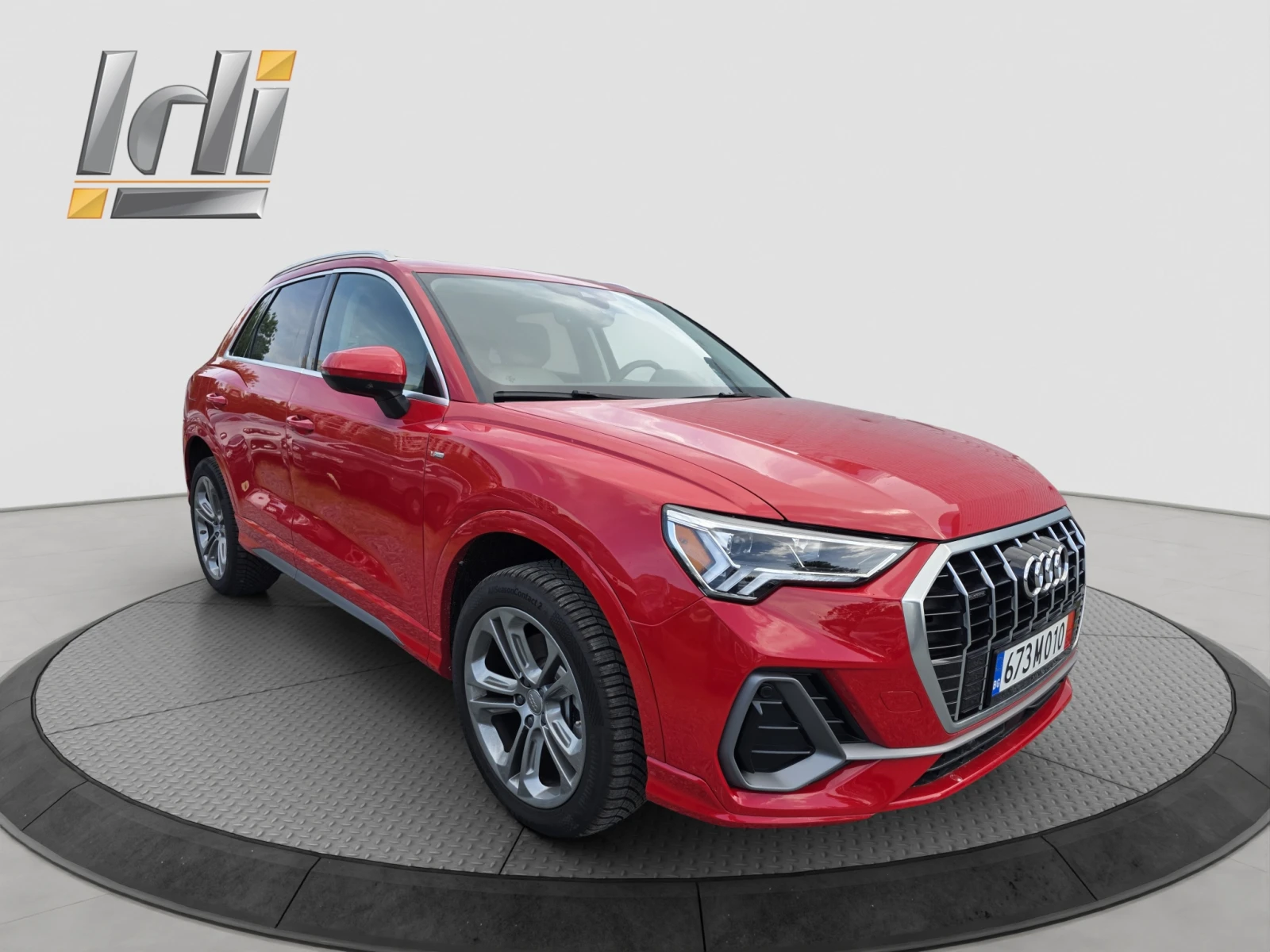 Audi Q3 45TFSI Quattro S-line - изображение 8