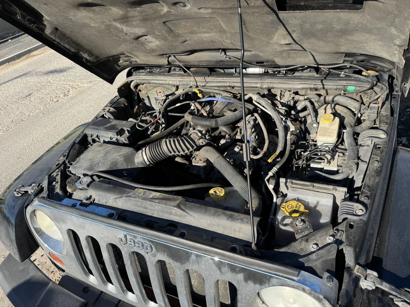 Jeep Wrangler  - изображение 9