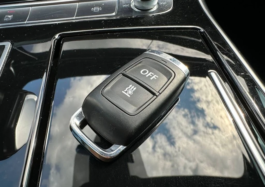 Audi Q7 50TDI Quattro S-line - изображение 7