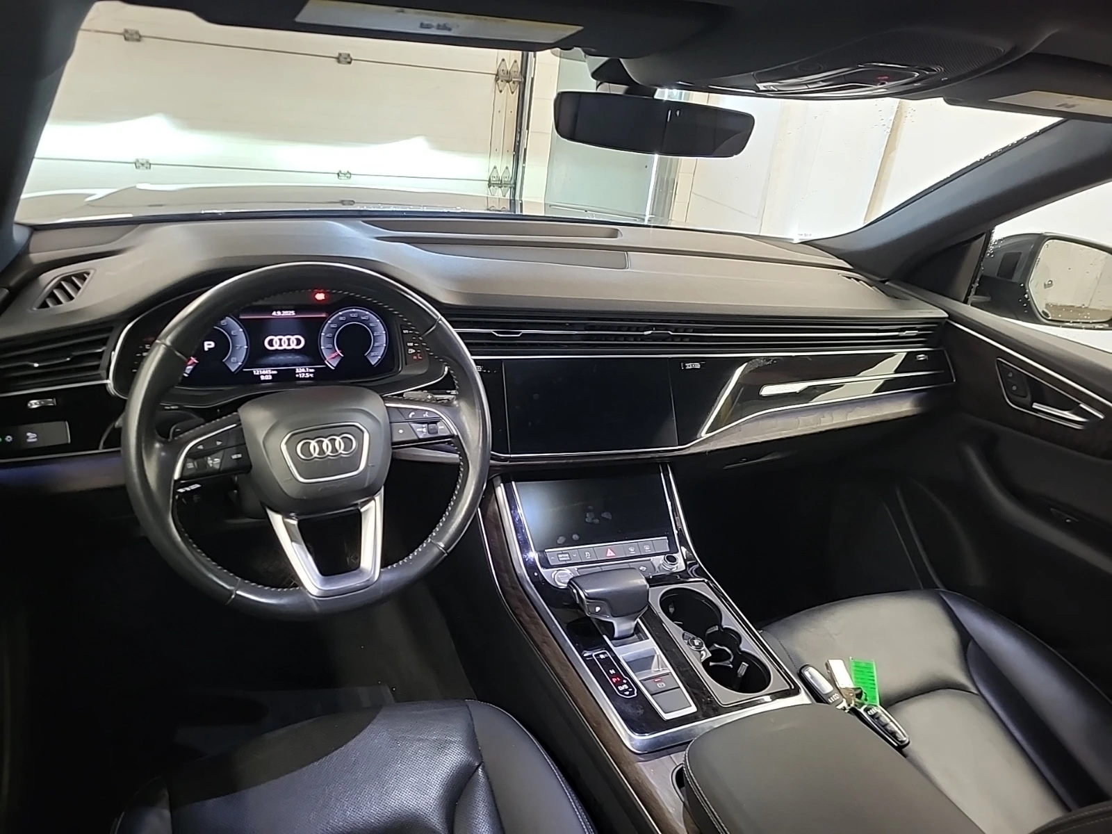 Audi Q8 PROGRESSIV* CARFAX* АВТОФИНАНСИРАНЕ* Цена до Бълга - изображение 7