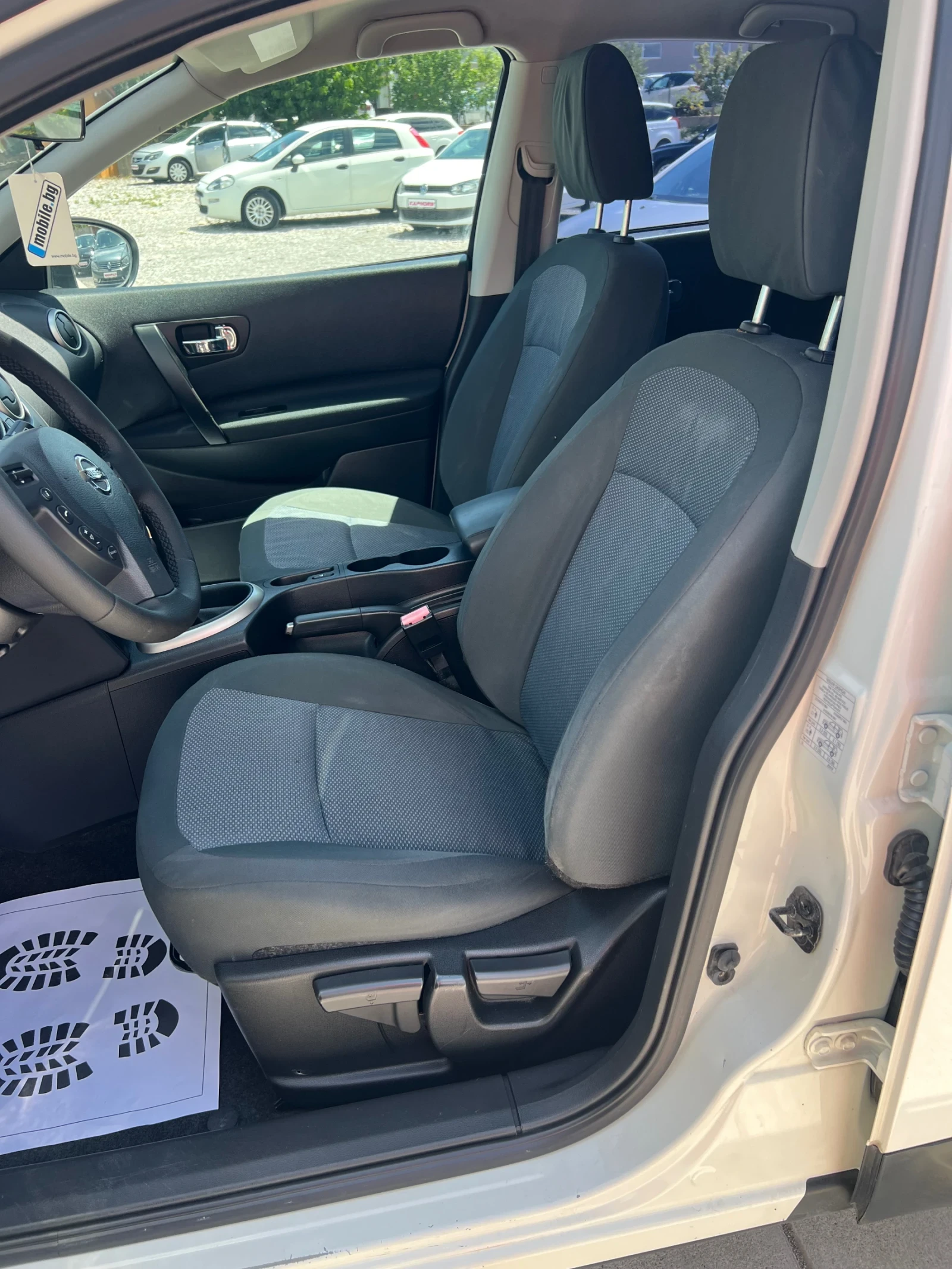 Nissan Qashqai 1.5dci Euro5B, снимка 12 - Автомобили и джипове - 52890379
