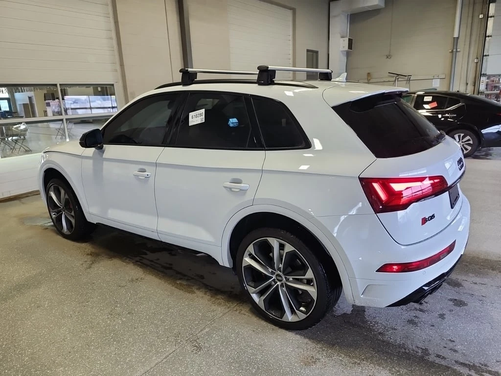 Audi SQ5  / TECHNIK / DISTRONIC / 360 / CARBON / CARFAX - изображение 4
