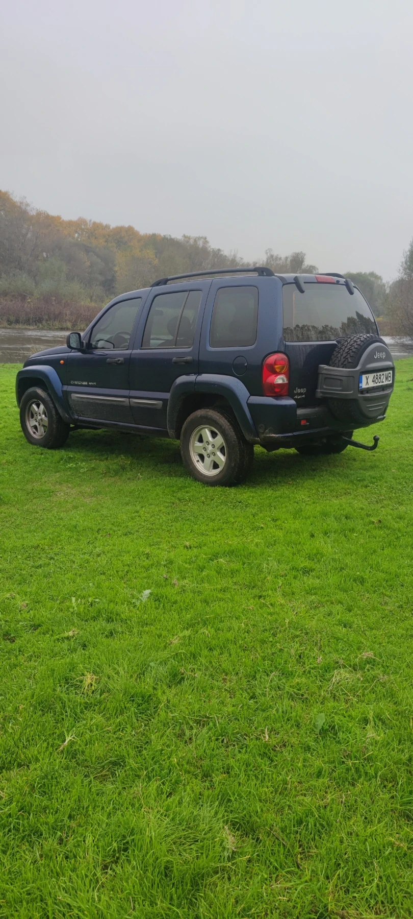 Jeep Cherokee 3.7 - изображение 5