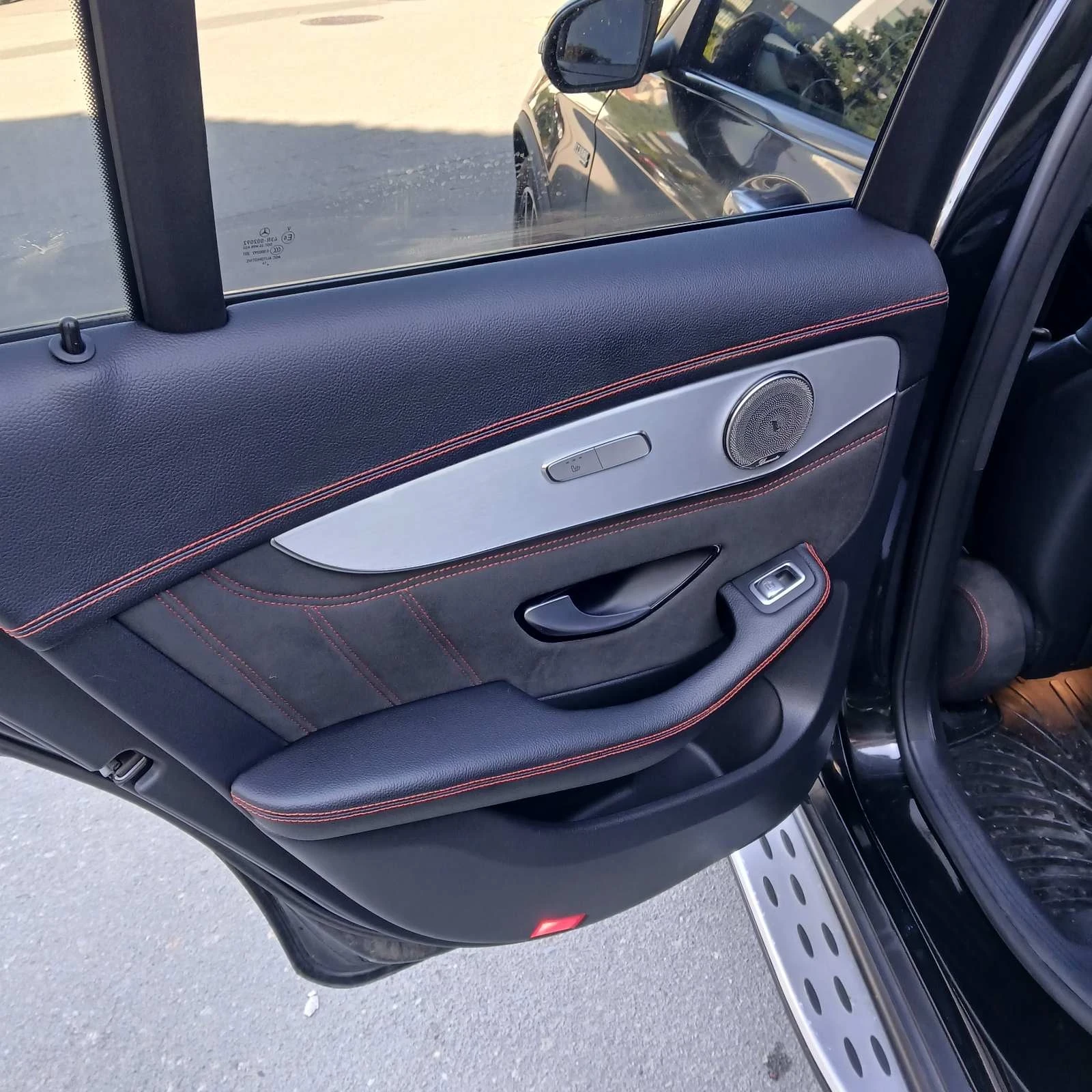 Mercedes-Benz GLC 43 AMG СПЕШНО 50000 ЛЕВА, снимка 9 - Автомобили и джипове - 53713564