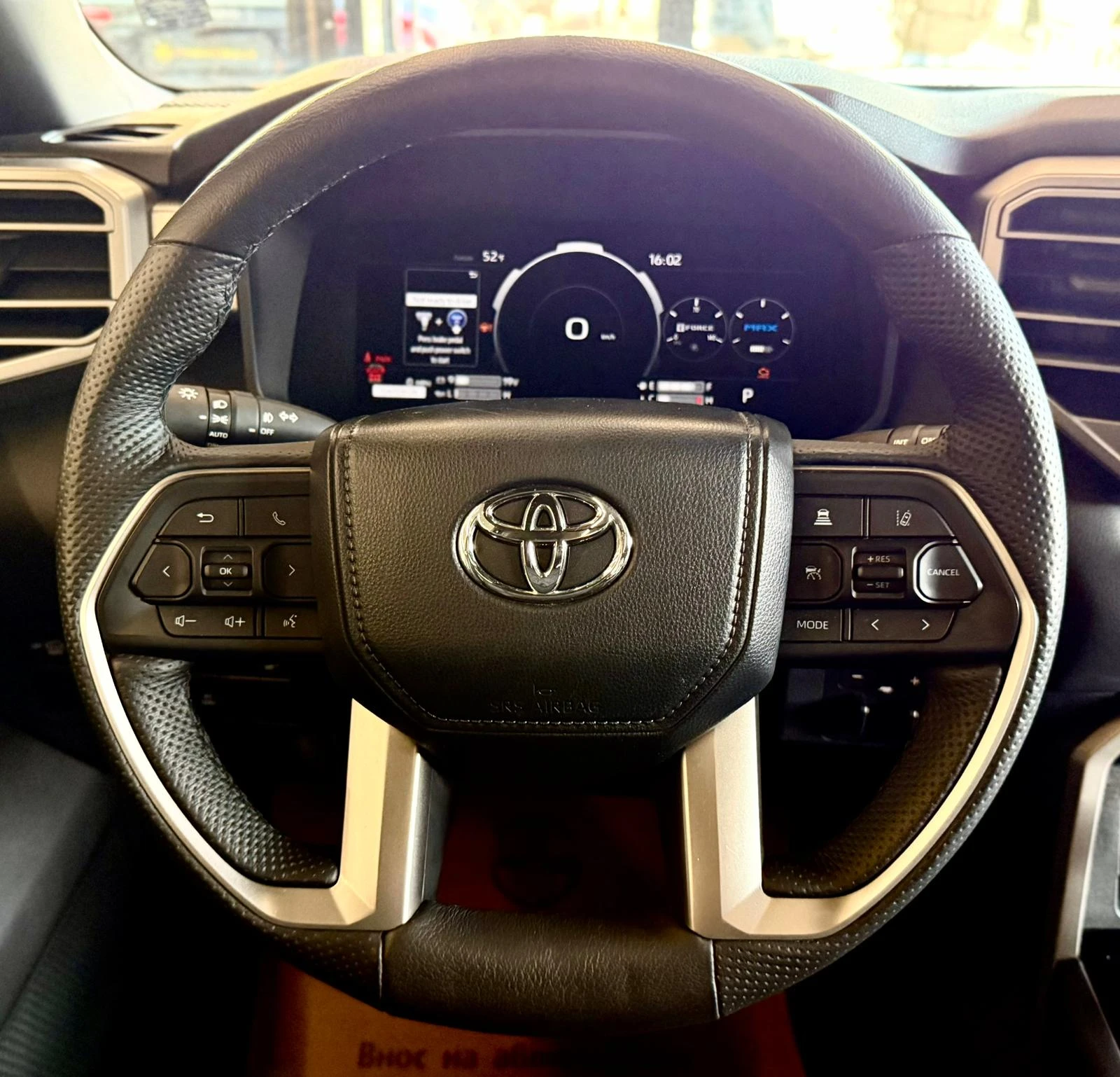 Toyota Sequoia Limited* i-Force MAX* SofTex* Панорама* Лизинг, снимка 11 - Автомобили и джипове - 53890051