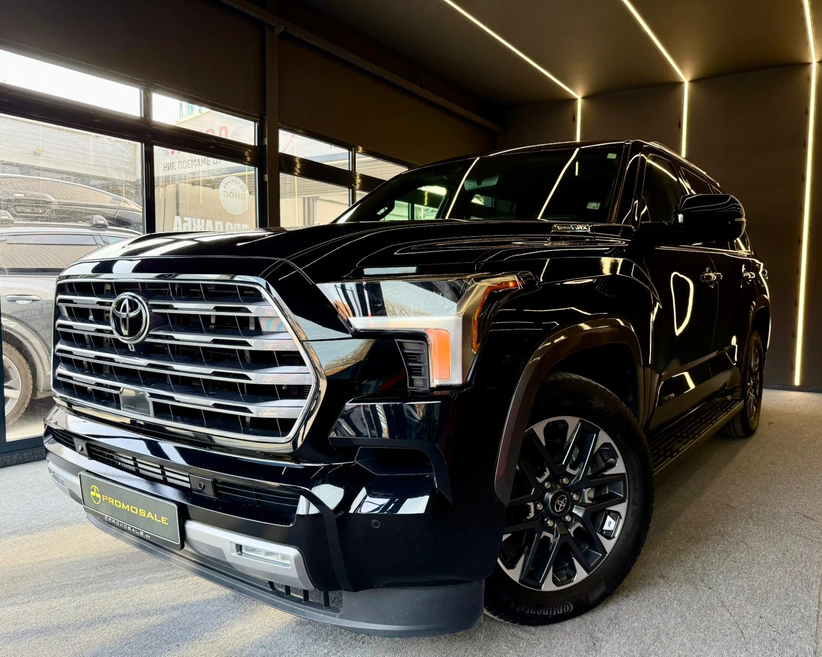 Toyota Sequoia Limited* i-Force MAX* SofTex* Панорама* Лизинг, снимка 3 - Автомобили и джипове - 53890051