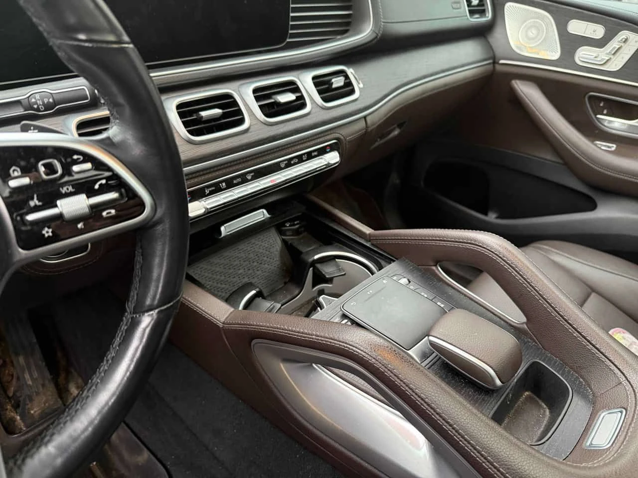 Mercedes-Benz GLE 350 BURMESTER| PANO| 360 КАМЕРИ| ПАМЕТ| , снимка 10 - Автомобили и джипове - 54066351