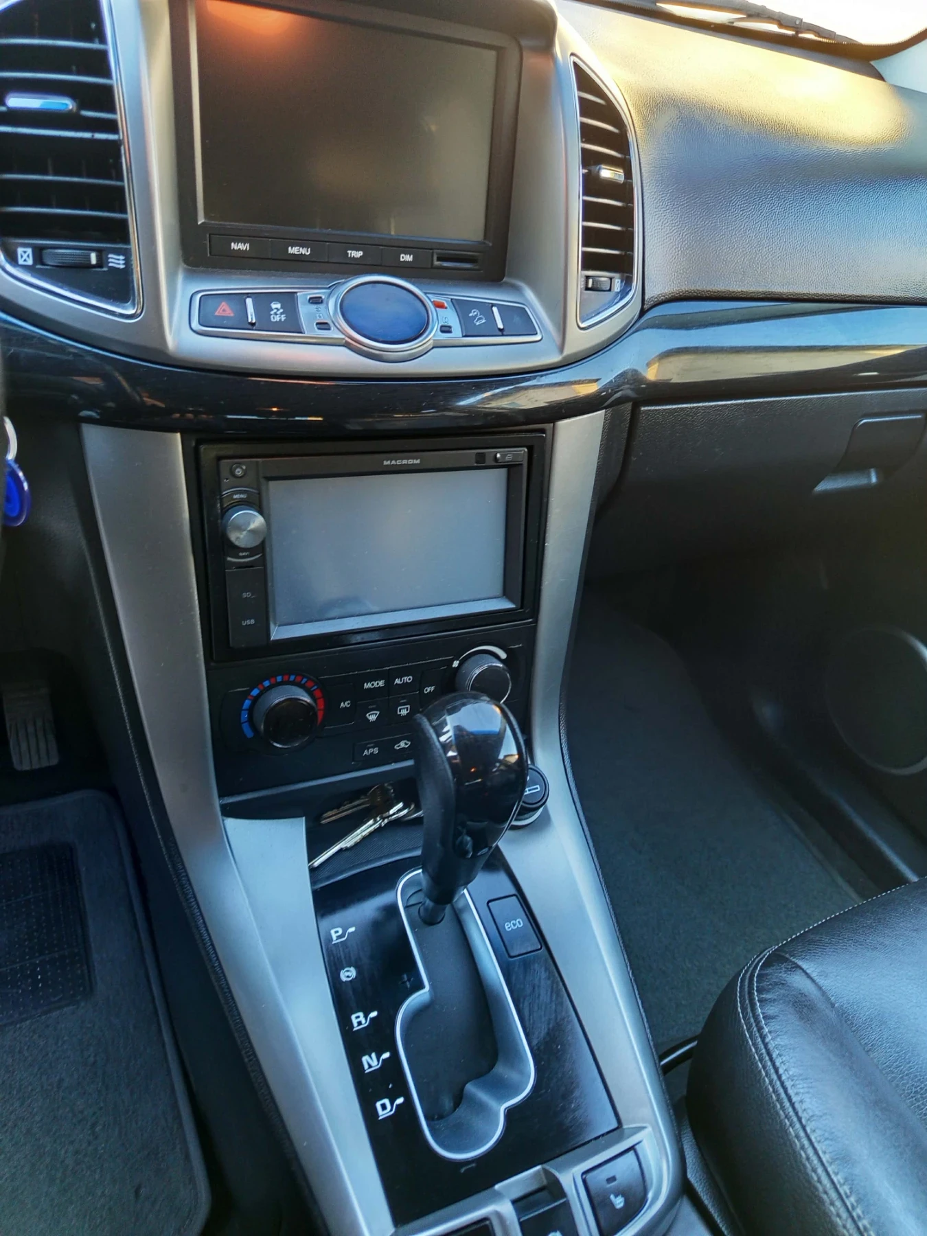 Chevrolet Captiva, снимка 13 - Автомобили и джипове - 54413595