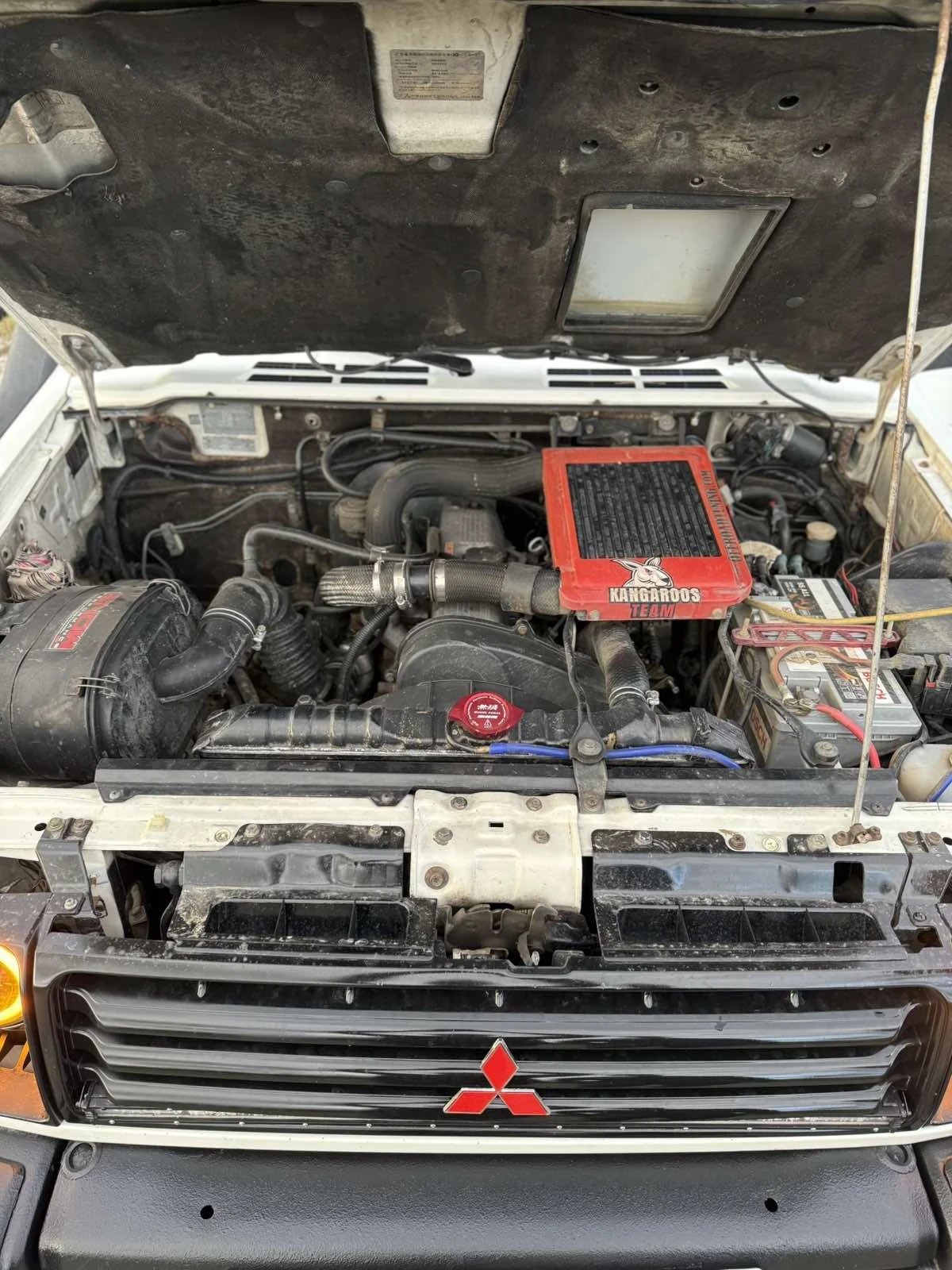 Mitsubishi Pajero 2.5, снимка 16 - Автомобили и джипове - 54511672