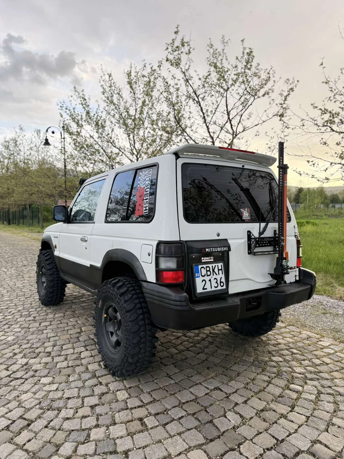 Mitsubishi Pajero 2.5, снимка 7 - Автомобили и джипове - 54511672