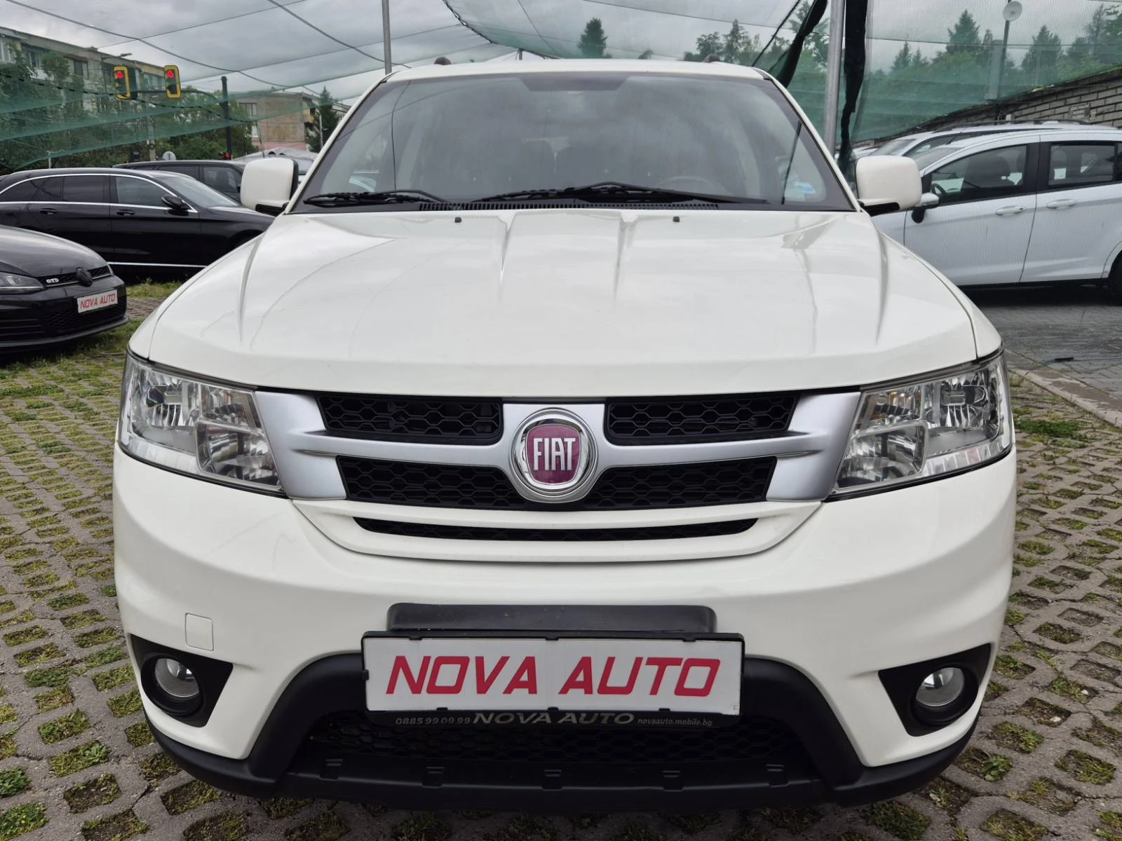 Fiat Freemont 2.0D-4X4-AUTOMATIC-7МЕСТА, снимка 6 - Автомобили и джипове - 54647380