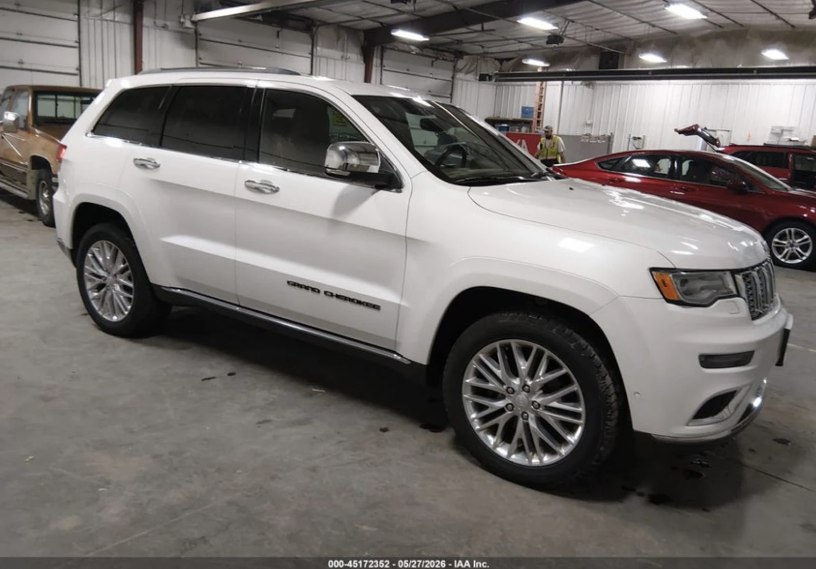 Jeep Grand cherokee АВТОКРЕДИТ* HARMAN/KARDON* ОБДУХВАНЕ* ДИСТРОНИК* 