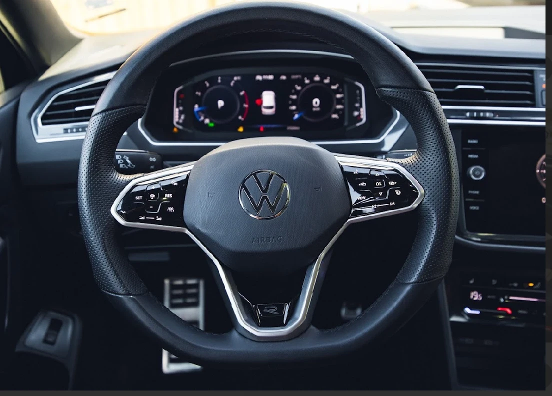 VW Tiguan R-LINE BLACK All Space , снимка 8 - Автомобили и джипове - 54887376