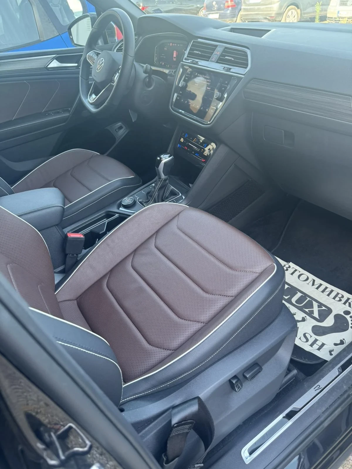 VW Tiguan R-LINE BLACK All Space , снимка 12 - Автомобили и джипове - 54887376