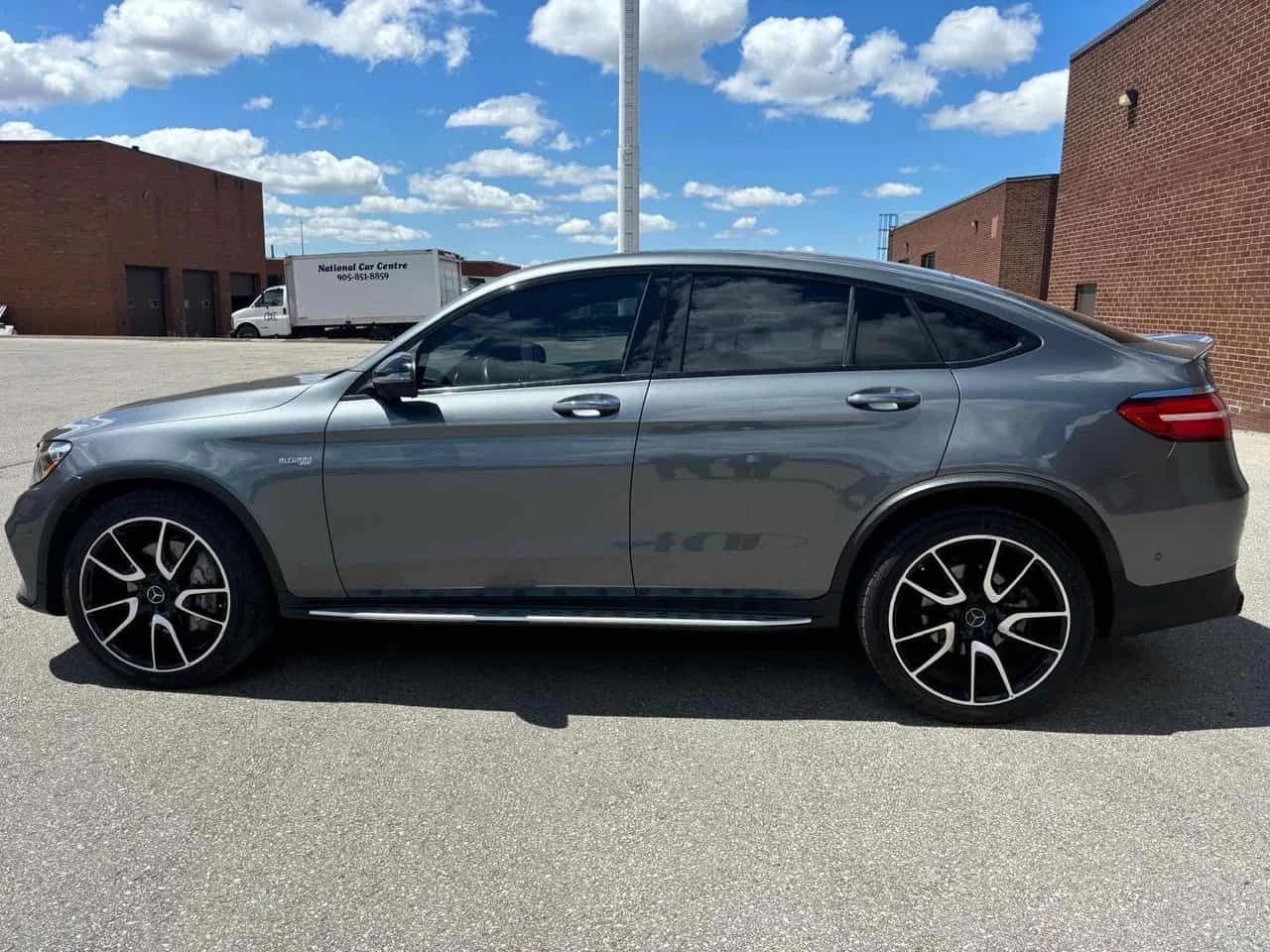 Mercedes-Benz GLC 43 AMG 4MATIC Coupe  CARFAX, снимка 8 - Автомобили и джипове - 54995812