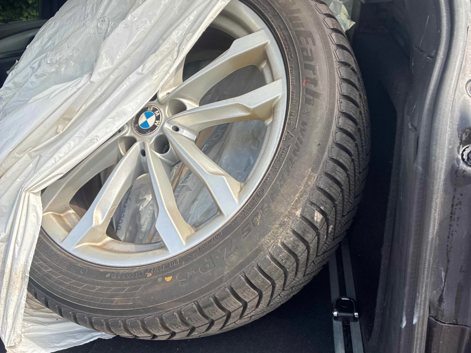 BMW X3 * ДИСТРОНИК* HUD* 360* ОБДУХВАНЕ* HK* ГУМИ+ ДЖАНТИ, снимка 14 - Автомобили и джипове - 55070511