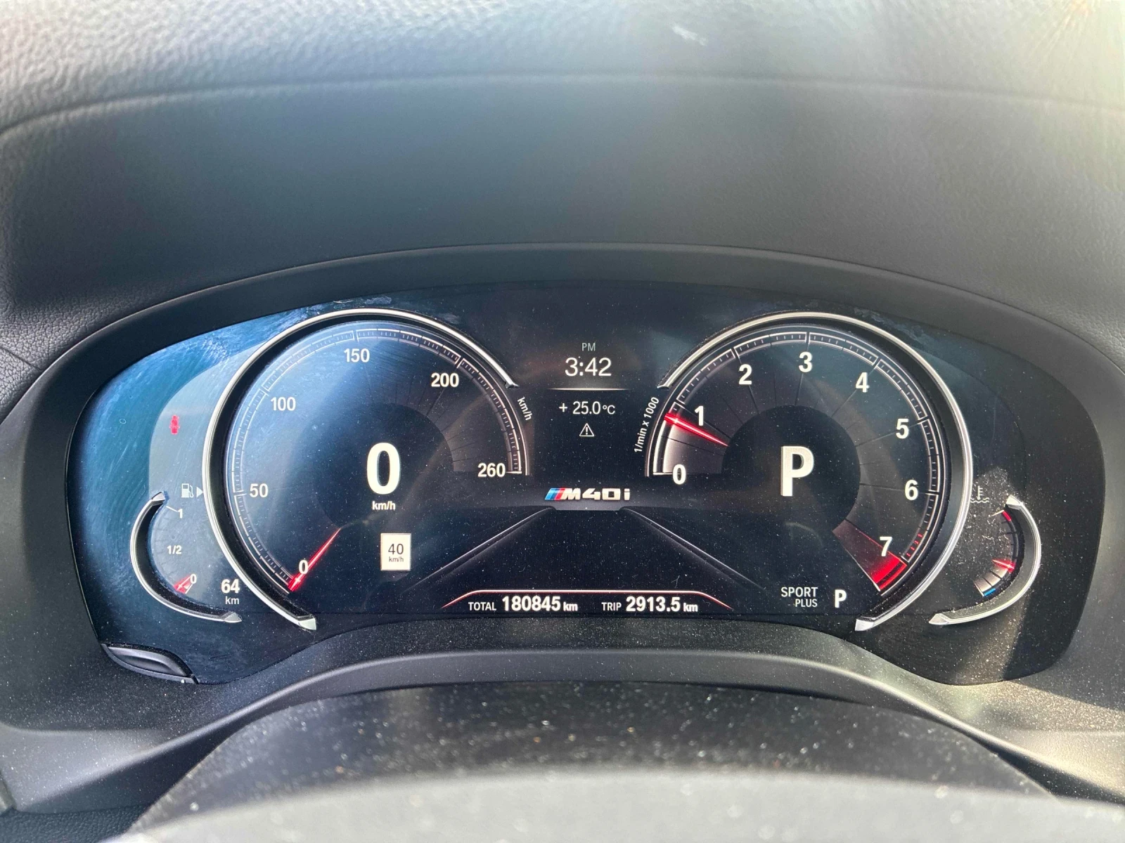BMW X3 * ДИСТРОНИК* HUD* 360* ОБДУХВАНЕ* HK* ГУМИ+ ДЖАНТИ, снимка 10 - Автомобили и джипове - 55070511