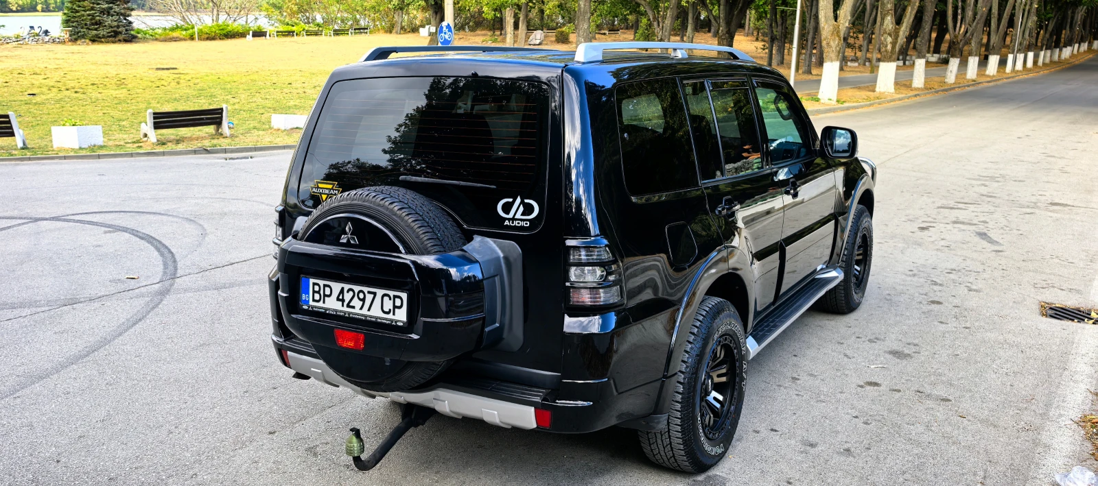 Mitsubishi Pajero 3.2 DI-D, снимка 5 - Автомобили и джипове - 56210352