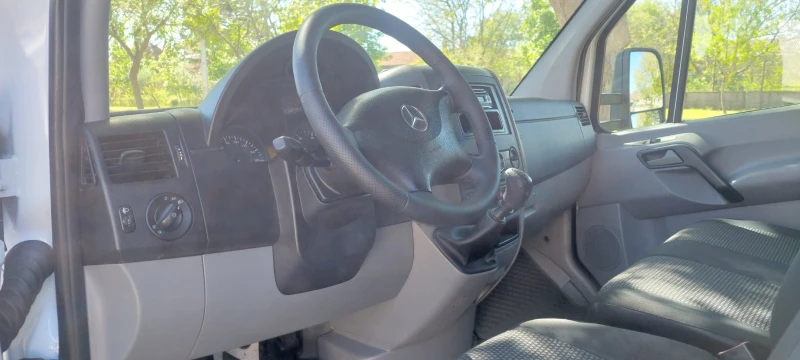Mercedes-Benz Sprinter 418 3.0 cdi клима, снимка 10 - Бусове и автобуси - 50133307