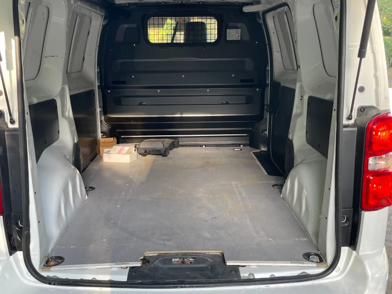 Opel Vivaro Edition-FUL-LED, снимка 14 - Бусове и автобуси - 52079793