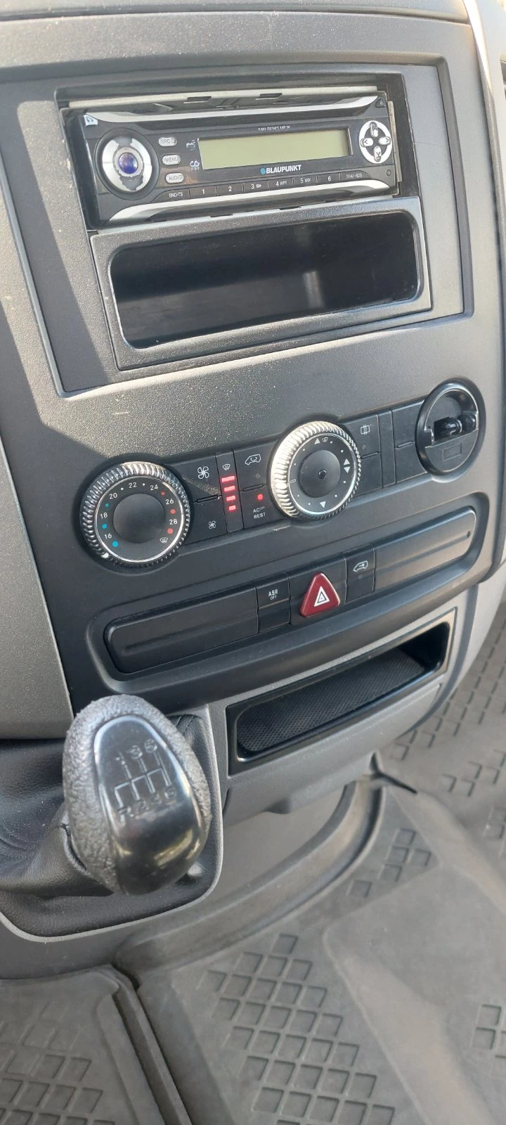 Mercedes-Benz Sprinter 418 3.0 cdi  | Mobile.bg   12